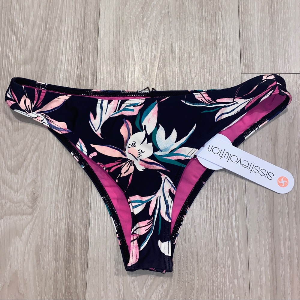 Sisstrevolution Fae Skimpy Swim Bottom Black NWT